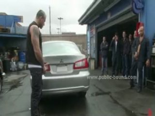 Homosexual hunk в брутален банда ганг банг секс филм сцена