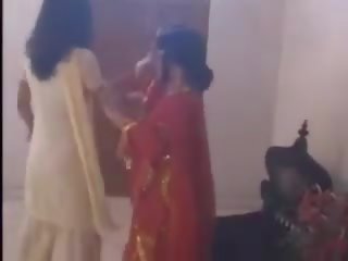 인도의 여왕 님 힘 acting dance students spanked: 포르노를 76