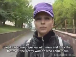 Innocent hľadáte bruntte monika jogging a fucked v české streets