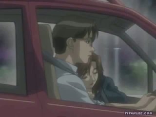 Hentaï couple gets en chaleur dedans une voiture