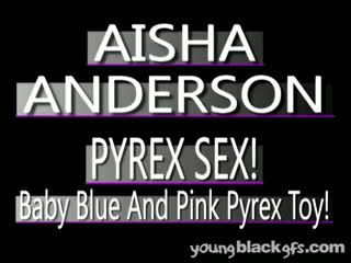 Forró fiatal fekete barátnő aisha