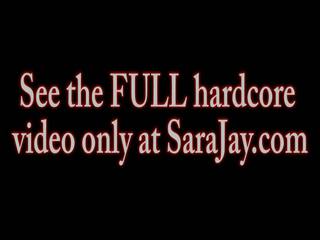 גדול ירגזי sara jay הוא a חרמן hockey groupie