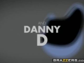 Brazzers - डर्टी masseur - टचिंग lena दृश्य starring lena paul और danny d